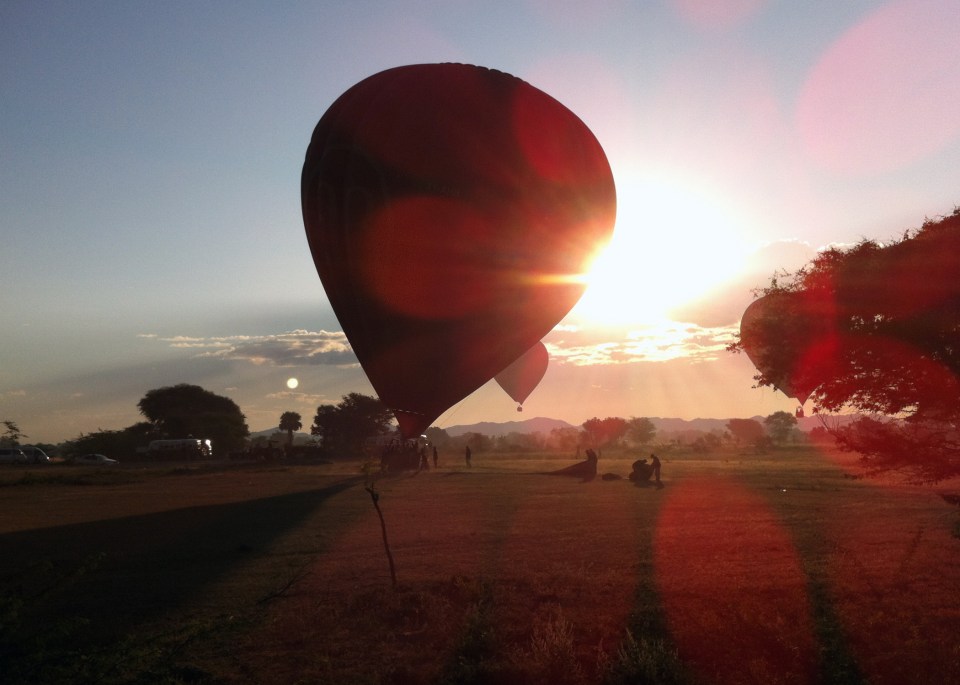 Leap_Hop_Blog_Myanmar_balloon