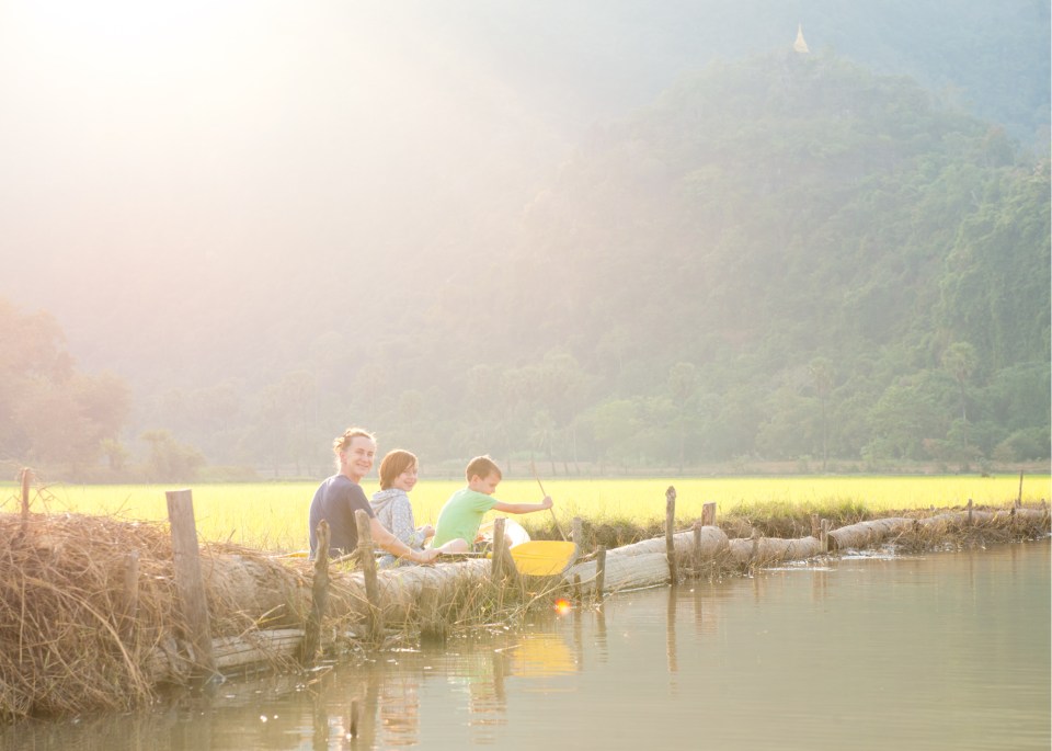 Leap_Hop_Blog_Myanmar_kayak