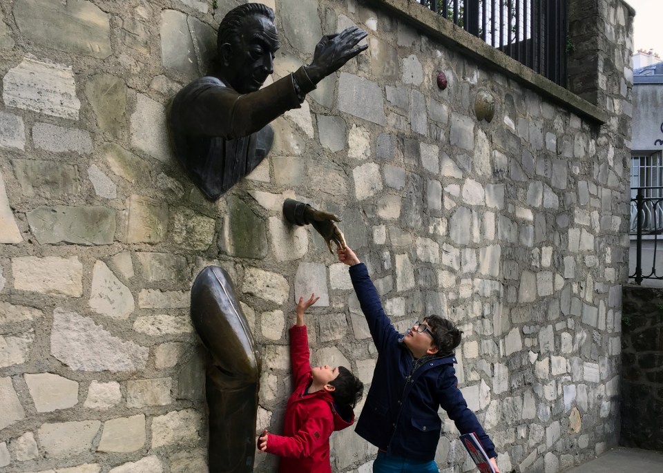 Leap_Hop_Blog_Paris_Passe_Muraille