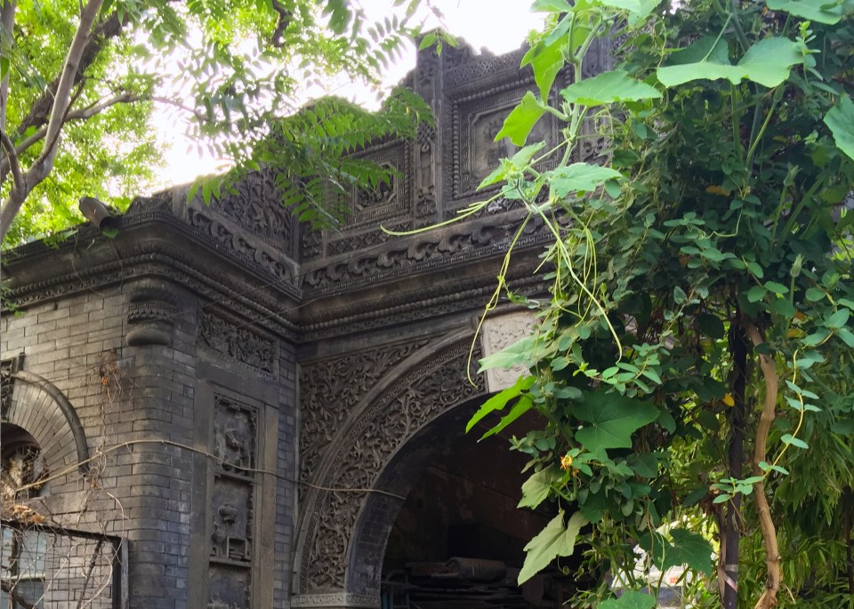 Hutong beijing kid travel