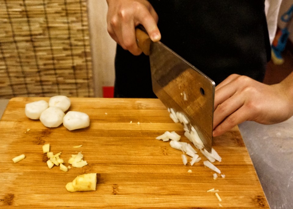 Leap Hop Cooking class cleaver