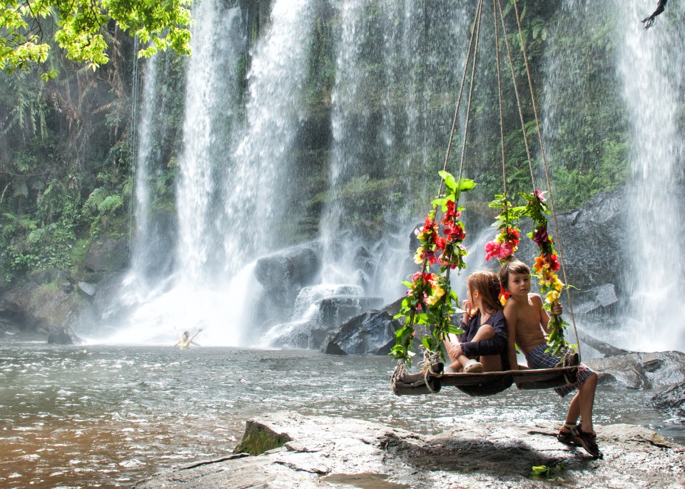 leap-hop-cambodia-phnom-kulen-swing